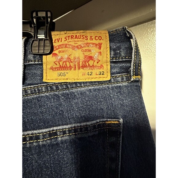 Levi’s 505 Medium Wash 42x32 Men’s Jeans - Picture 2 of 7